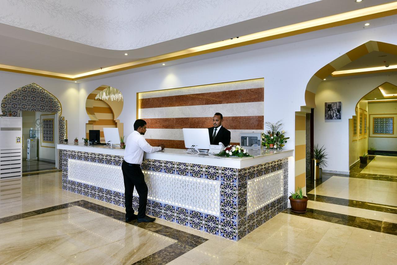 Golden Dune For Services Turaif
