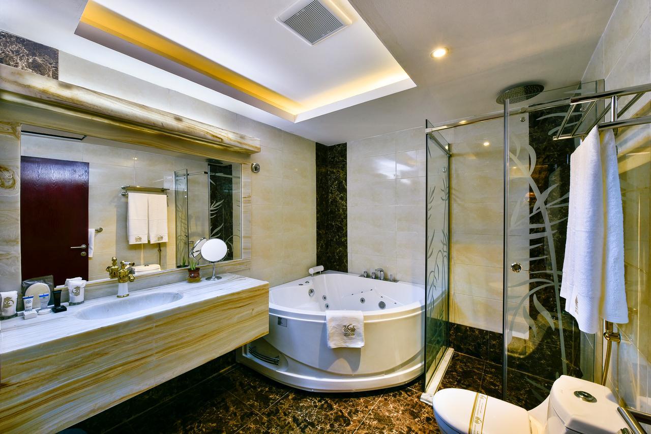 Hotel Golden Dune For Services Turaif